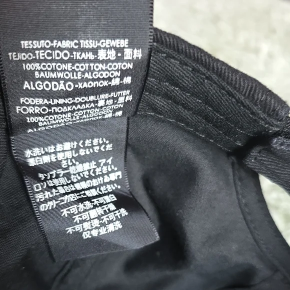Balenciaga Black Logo Cap - Picture 7 of 9